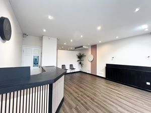 Photo 6- click for photo gallery